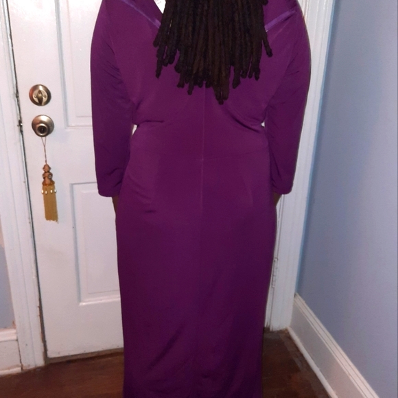 Dress - Picture 2 of 2